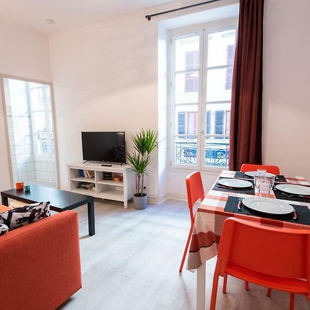 Appartement Coeur De Ville - Wifi - Lave-Seche Linge بو المظهر الخارجي الصورة