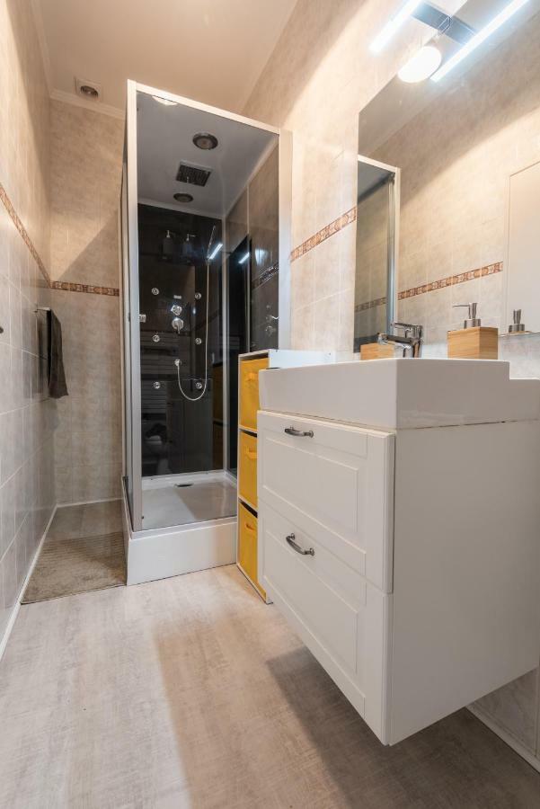 Appartement Coeur De Ville - Wifi - Lave-Seche Linge بو المظهر الخارجي الصورة